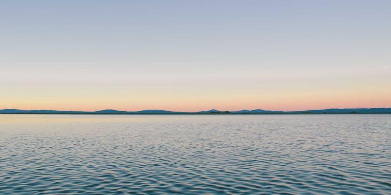 网络功能虚拟化(NFV)在电信云中的部署挑战与最佳实践：一份面向开发者的编程教程与资源分享